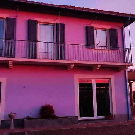 Verzuolo B&B Casa Lilla المظهر الخارجي الصورة