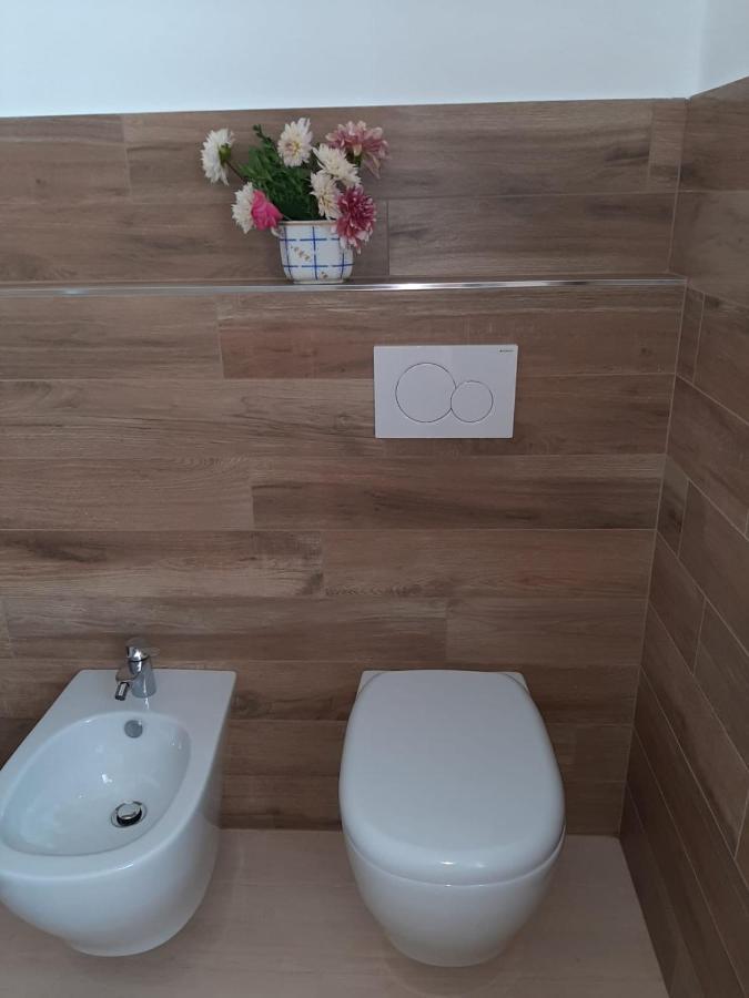 Verzuolo B&B Casa Lilla المظهر الخارجي الصورة