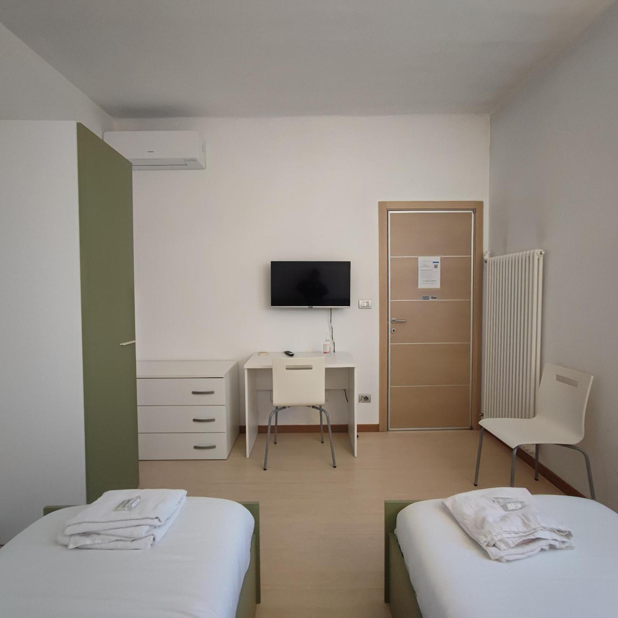 Verzuolo B&B Casa Lilla المظهر الخارجي الصورة
